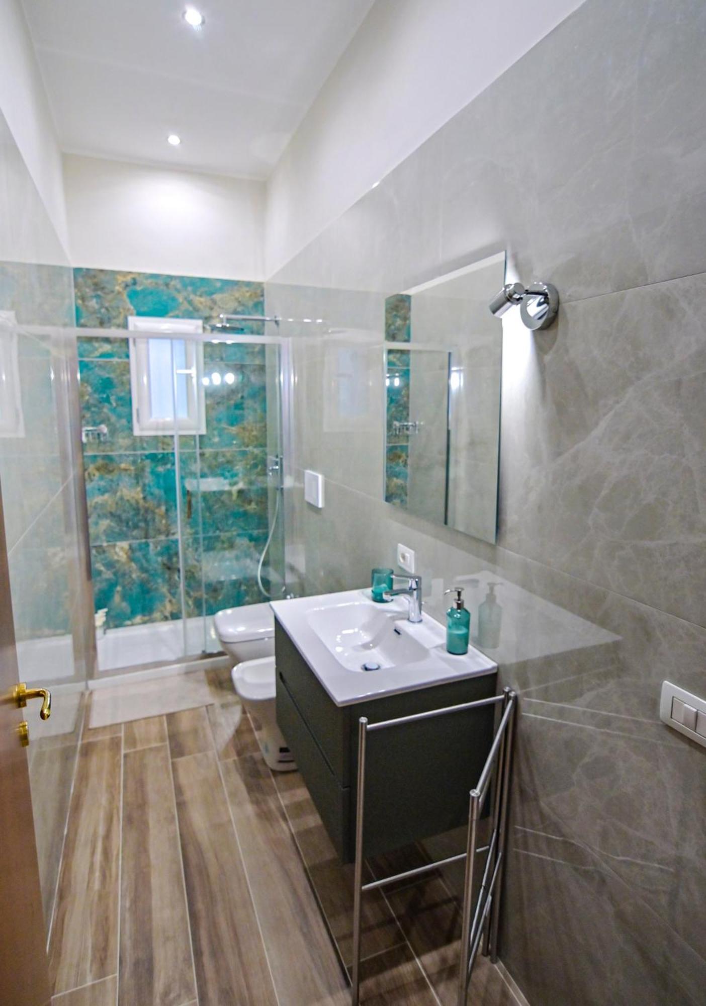 Cozy Central Residence Napoli ภายนอก รูปภาพ
